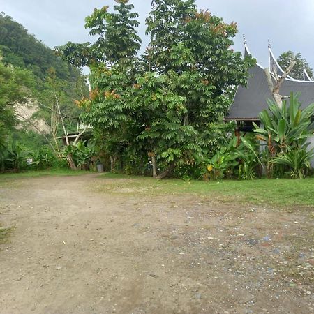 Canyon Jungle Stay Bukittinggi Exterior foto