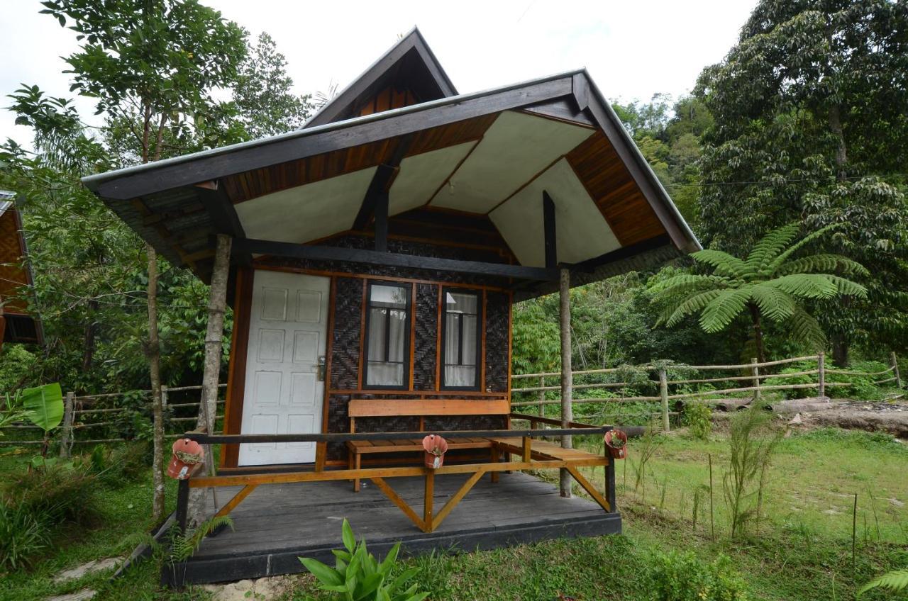 Canyon Jungle Stay Bukittinggi Exterior foto