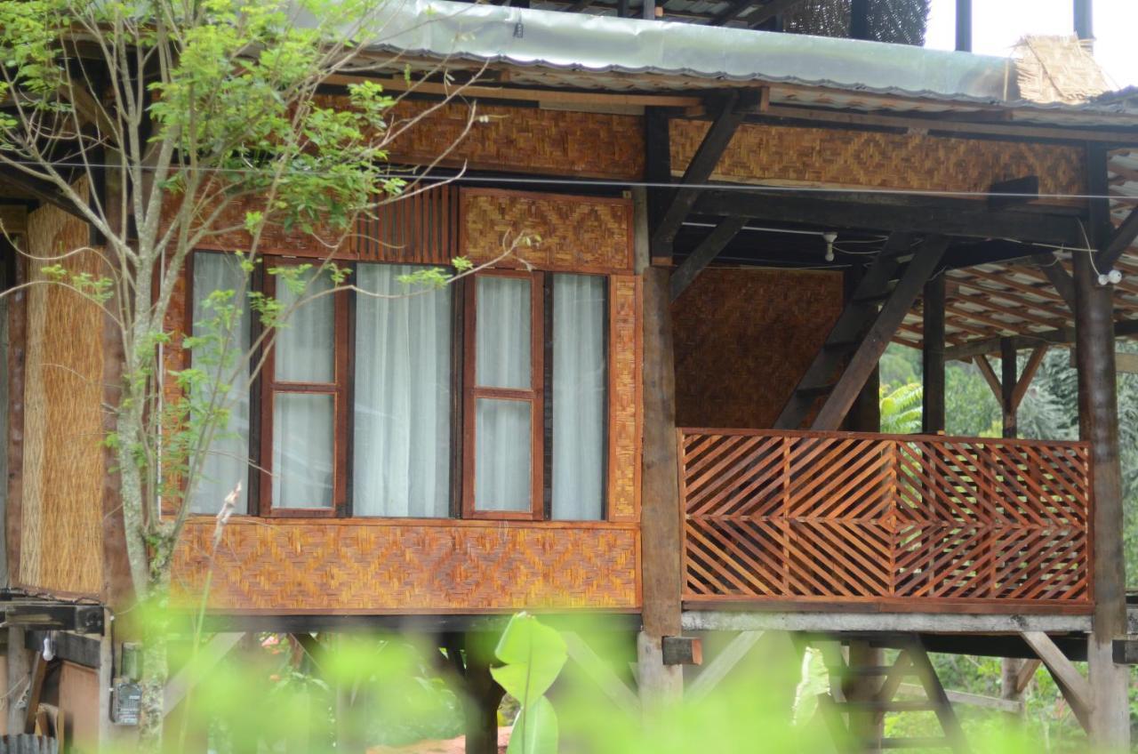 Canyon Jungle Stay Bukittinggi Exterior foto