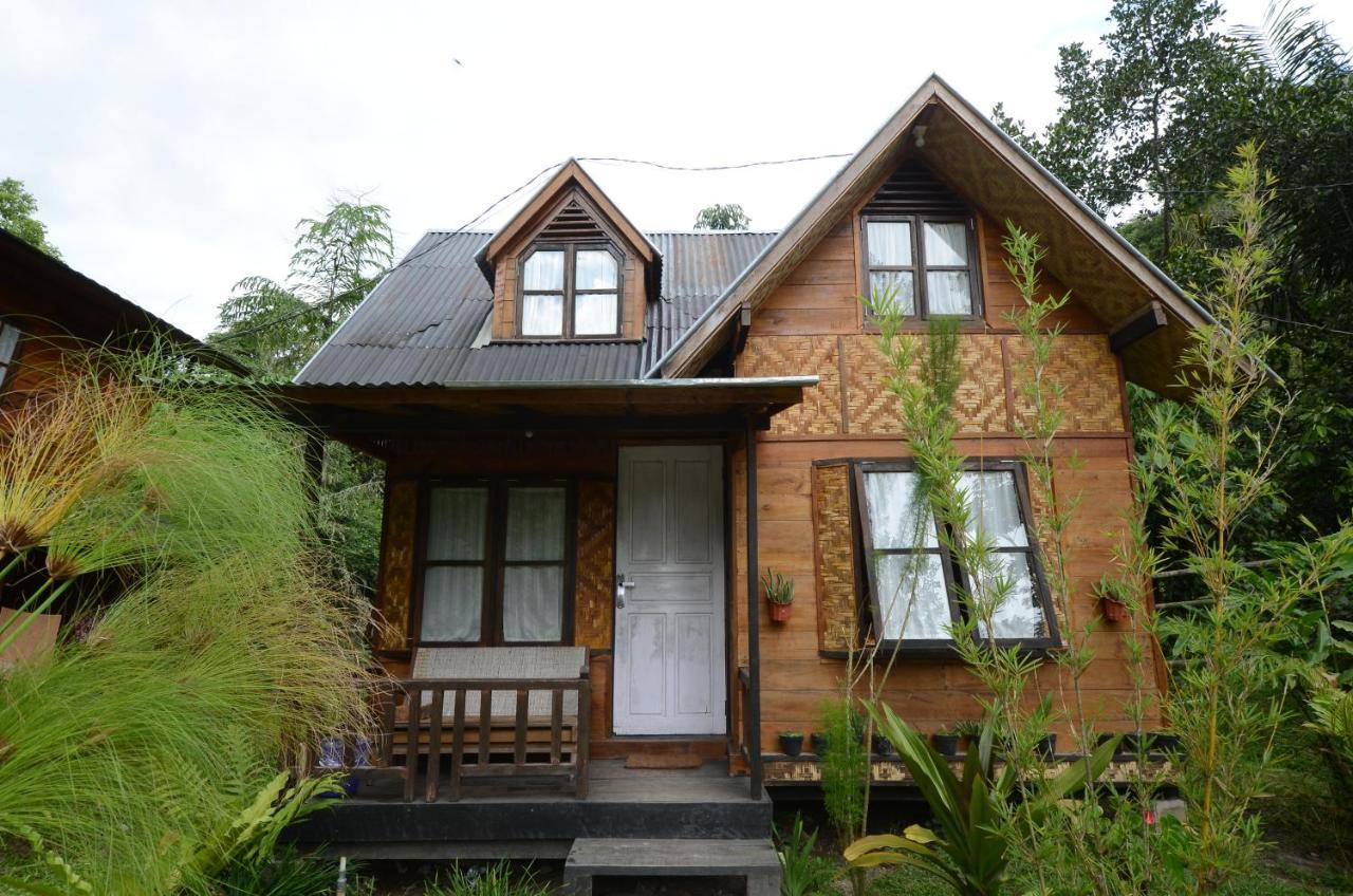 Canyon Jungle Stay Bukittinggi Exterior foto